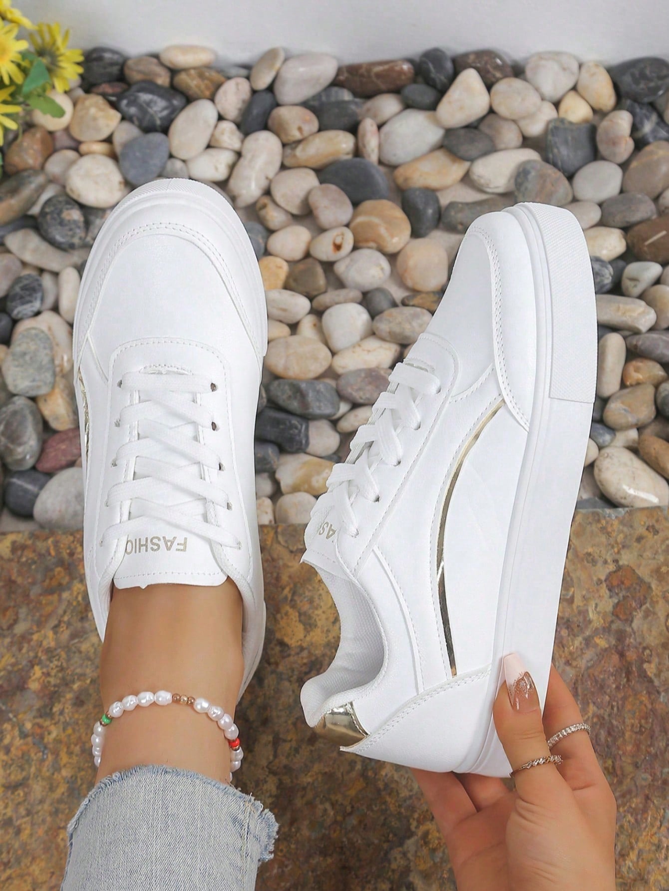 Kadın Beyaz Günlük Spor Ayakka - White Sneaker Care Kit incelemesi ve fiyatı