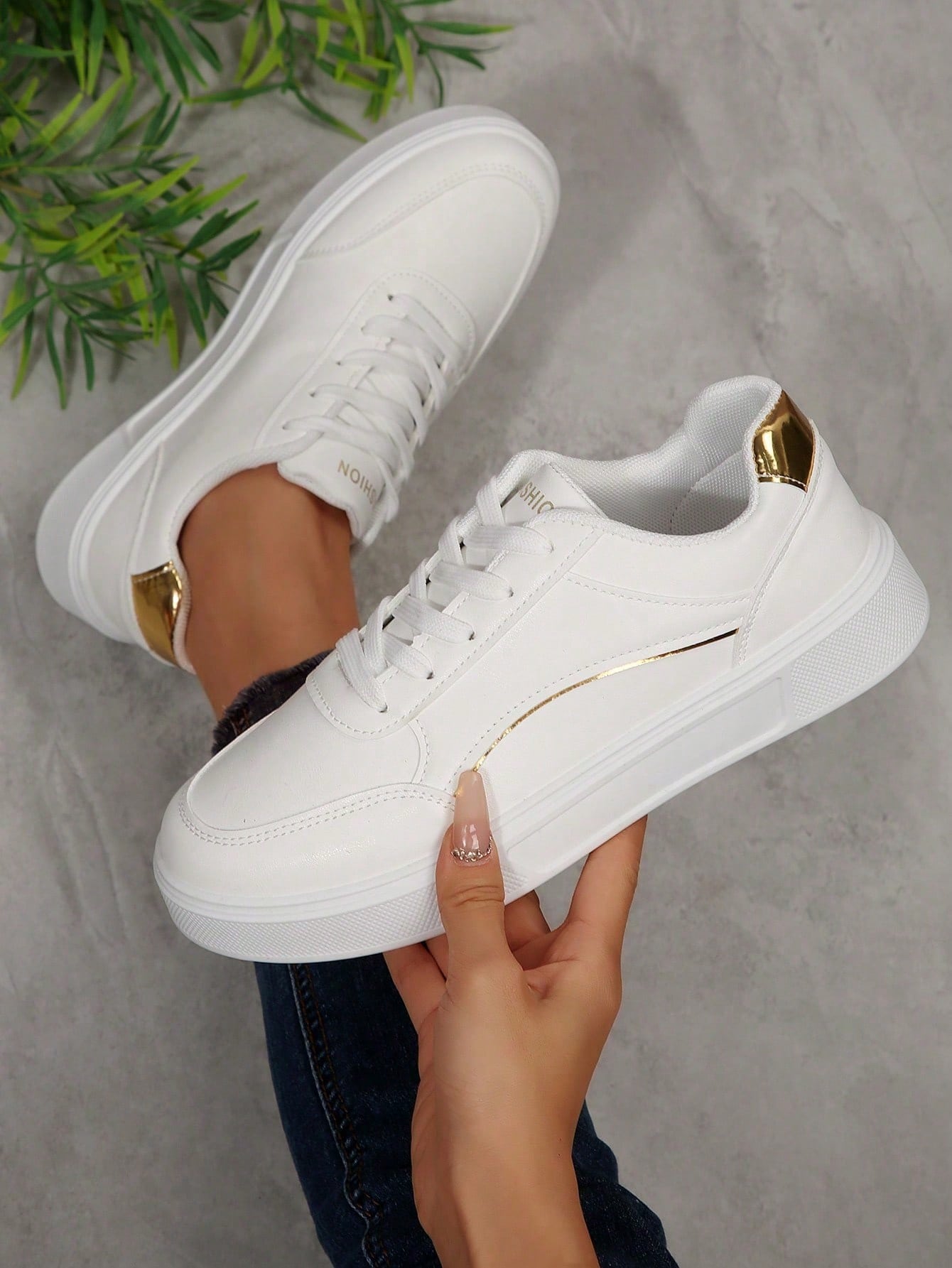 Kadın Beyaz Günlük Spor Ayakka - White Sneaker Care Kit incelemesi ve fiyatı